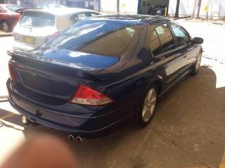 WRECKING 2000 FORD AUII FALCON XR8